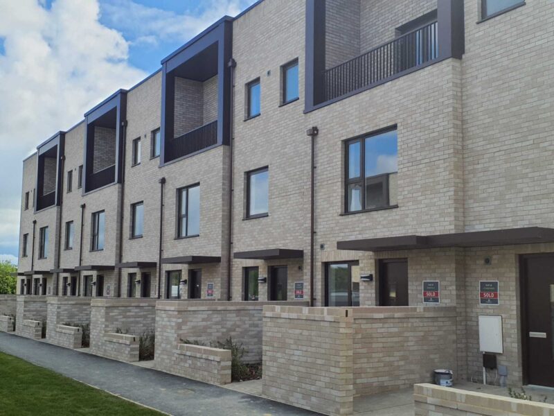 WhatsApp Image 2025-10-02 at 16.32.55 (4)